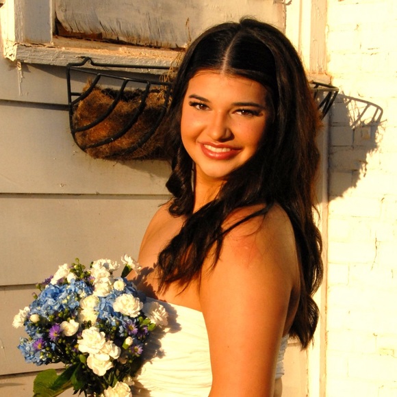 Meet your Posher, Piper - Picture 1 of 1